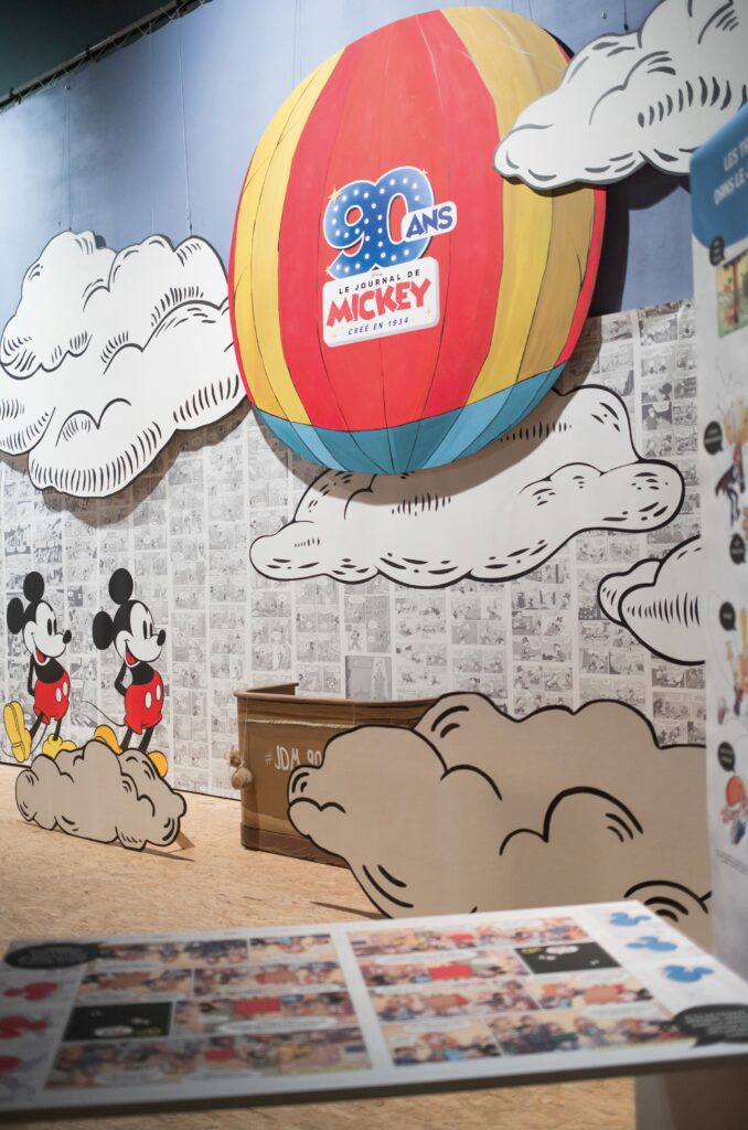 Photo scénographie - journal de mickey - stand éditeur- festival Bande dessinée Angoulême 2024